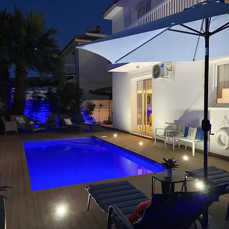 Kalimera Βίλα Πρωταράς